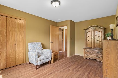 Tiny photo for 8058 Autobahn Drive S #102, Palos Park, IL 60464 (MLS # 12650512)