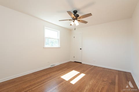 Tiny photo for 5854 W 81st Place, Burbank, IL 60459 (MLS # 12692243)