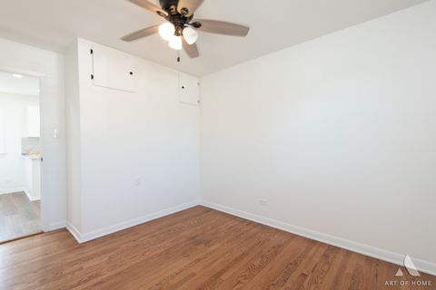 Tiny photo for 5854 W 81st Place, Burbank, IL 60459 (MLS # 12692243)