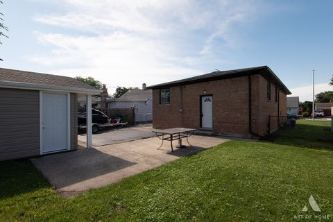 Tiny photo for 5854 W 81st Place, Burbank, IL 60459 (MLS # 12692243)
