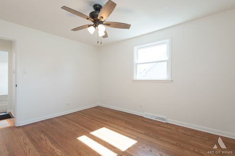 Tiny photo for 5854 W 81st Place, Burbank, IL 60459 (MLS # 12692243)