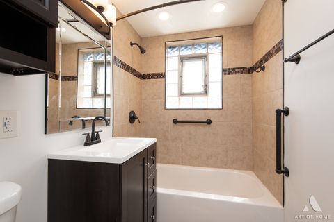 Tiny photo for 5854 W 81st Place, Burbank, IL 60459 (MLS # 12692243)
