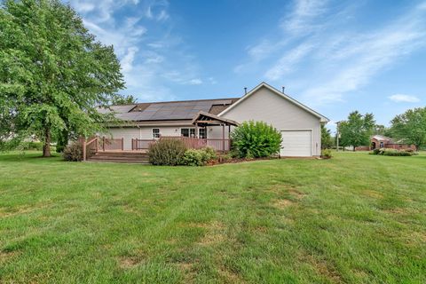 Tiny photo for 675 E Southmor Road, Morris, IL 60450 (MLS # 12483891)