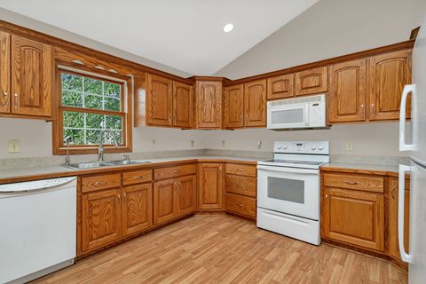 Tiny photo for 675 E Southmor Road, Morris, IL 60450 (MLS # 12483891)