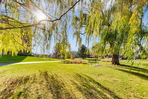 Tiny photo for 805 Leicester Road #B105, Elk Grove Village, IL 60007 (MLS # 12371452)