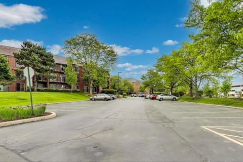 Tiny photo for 805 Leicester Road #B105, Elk Grove Village, IL 60007 (MLS # 12371452)