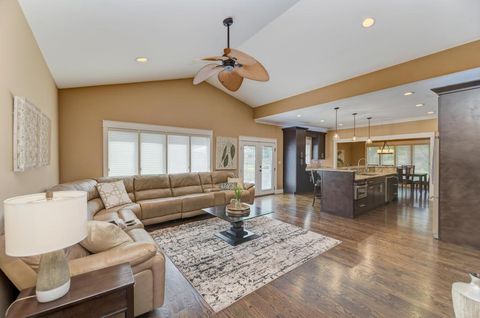 Tiny photo for 42 Royal Lane, Bloomingdale, IL 60108 (MLS # 12629260)