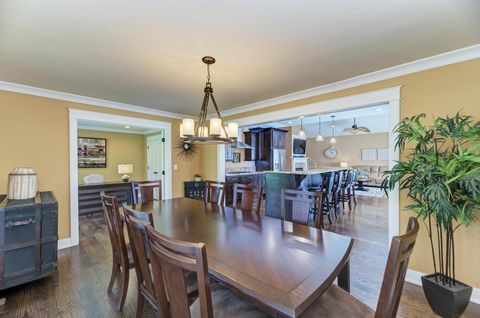 Tiny photo for 42 Royal Lane, Bloomingdale, IL 60108 (MLS # 12629260)