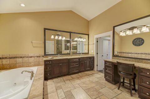 Tiny photo for 42 Royal Lane, Bloomingdale, IL 60108 (MLS # 12629260)