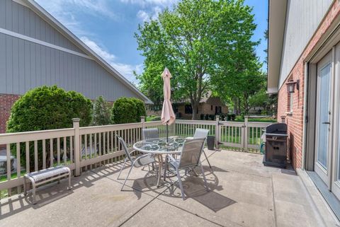 Tiny photo for 42 Royal Lane, Bloomingdale, IL 60108 (MLS # 12629260)