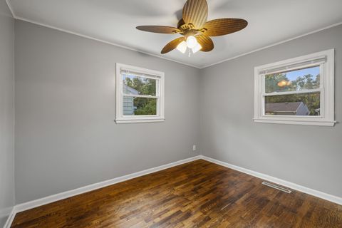 Tiny photo for 110 Delaware Street, Crystal Lake, IL 60014 (MLS # 12521486)