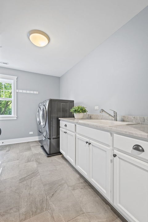 Tiny photo for 407 Lake Street, Libertyville, IL 60048 (MLS # 12728826)