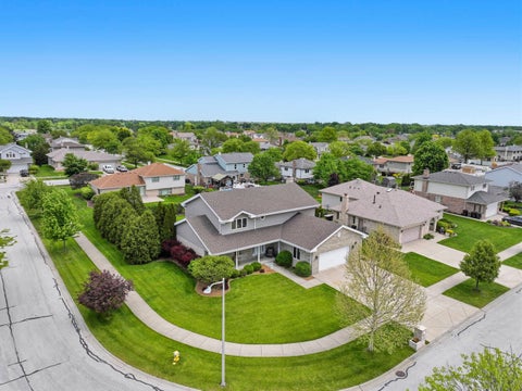 Tiny photo for 7630 Prestwick Drive, Tinley Park, IL 60477 (MLS # 12647789)