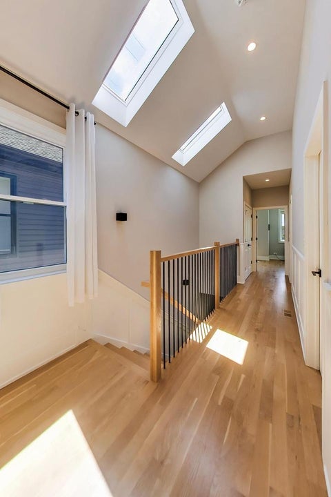 Tiny photo for 5028 W Ainslie Street, Chicago, IL 60630 (MLS # 12697395)