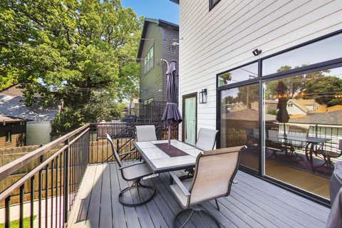 Tiny photo for 5028 W Ainslie Street, Chicago, IL 60630 (MLS # 12697395)