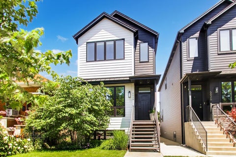 Photo of 5028 W Ainslie Street W, Chicago, IL 60630 (MLS # 12697395)