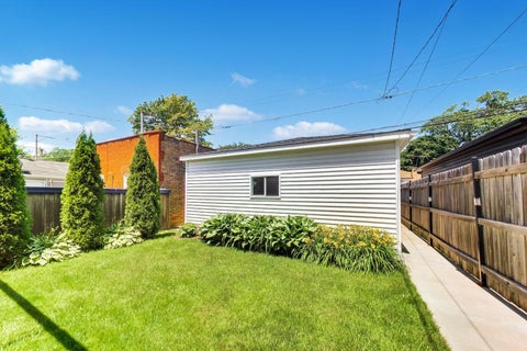 Tiny photo for 5028 W Ainslie Street, Chicago, IL 60630 (MLS # 12697395)