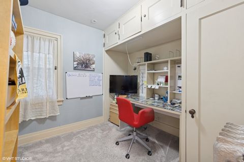 Tiny photo for 710 W Downer Place, Aurora, IL 60506 (MLS # 12464145)