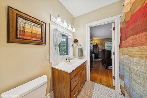Tiny photo for 710 W Downer Place, Aurora, IL 60506 (MLS # 12464145)