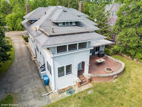 Tiny photo for 710 W Downer Place, Aurora, IL 60506 (MLS # 12464145)