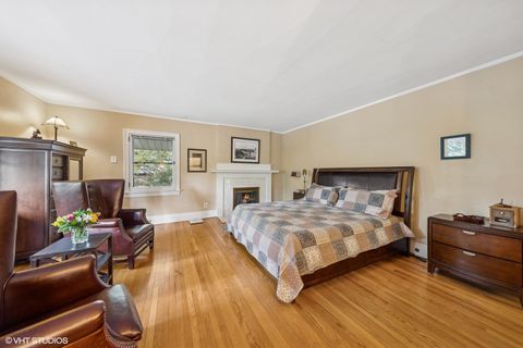 Tiny photo for 710 W Downer Place, Aurora, IL 60506 (MLS # 12464145)