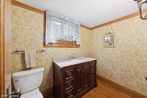 Tiny photo for 710 W Downer Place, Aurora, IL 60506 (MLS # 12464145)