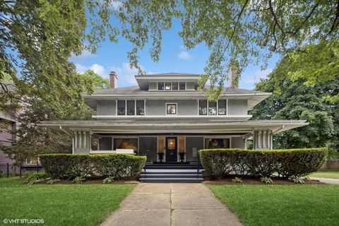 Photo of 710 W Downer Place, Aurora, IL 60506 (MLS # 12464145)