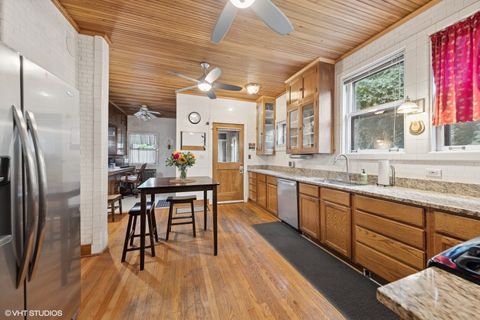 Tiny photo for 710 W Downer Place, Aurora, IL 60506 (MLS # 12464145)