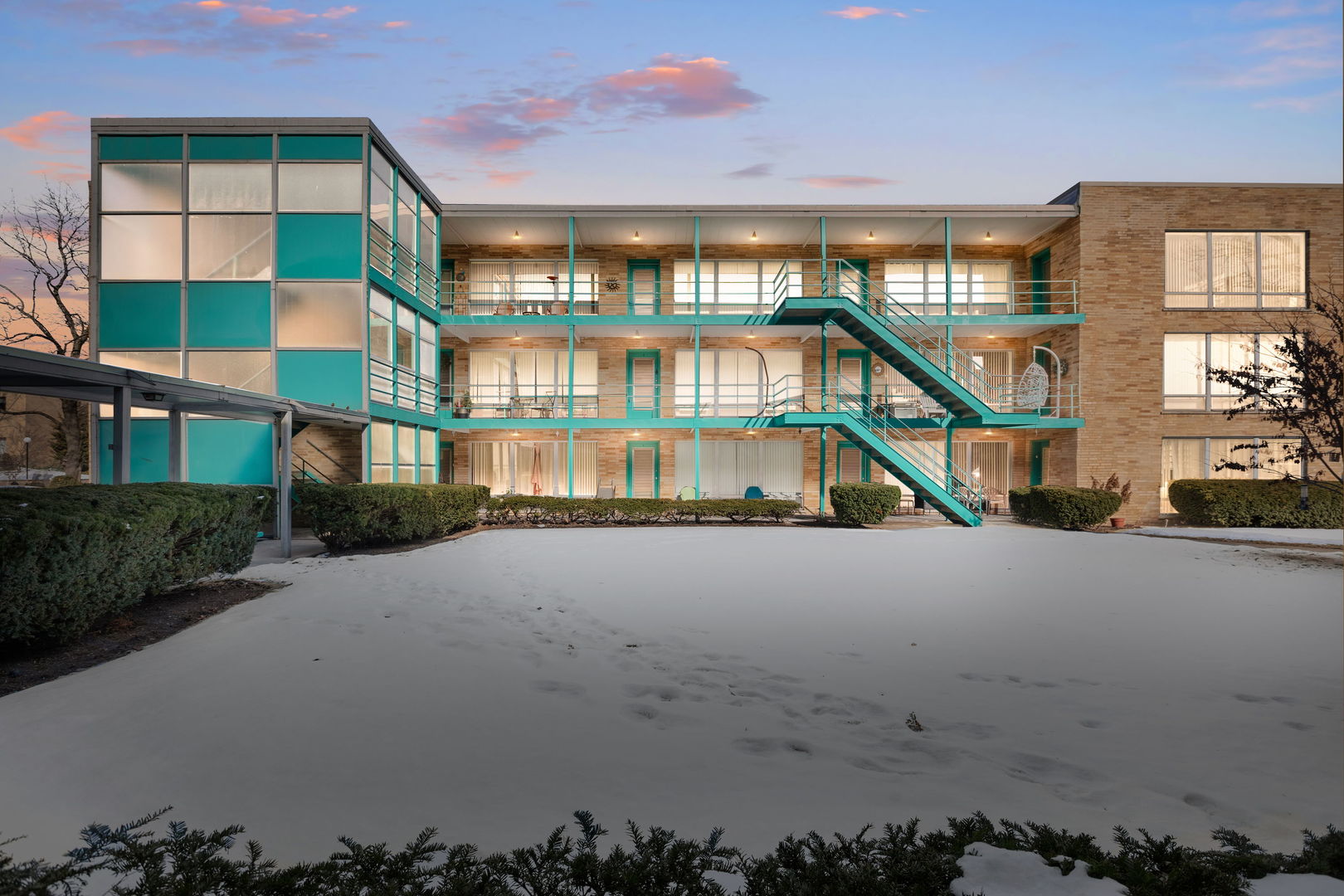 210 - 220 N Kenilworth Avenue