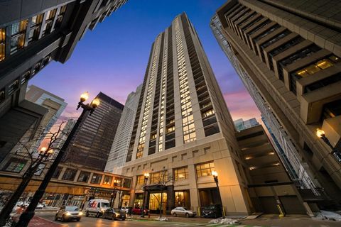Tiny photo for 200 N Dearborn Street #906, Chicago, IL 60601 (MLS # 12534339)
