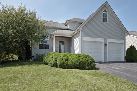 Photo of 1290 Savanna Lane, Woodstock, IL 60098 (MLS # 12781336)