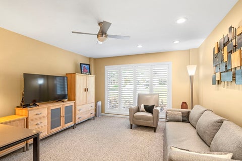 Tiny photo for 2 Oak Brook Club Drive #C106, Oak Brook, IL 60523 (MLS # 12690564)