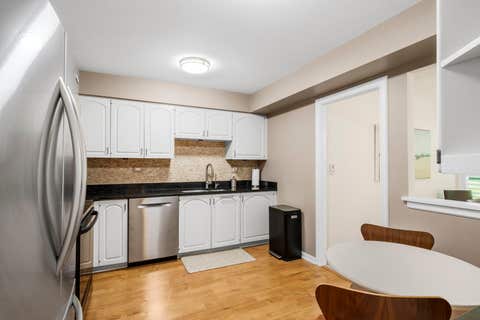 Tiny photo for 2 Oak Brook Club Drive #C106, Oak Brook, IL 60523 (MLS # 12690564)