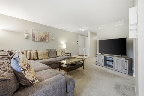 Tiny photo for 5804 Doe Circle #6, Westmont, IL 60559 (MLS # 12714814)
