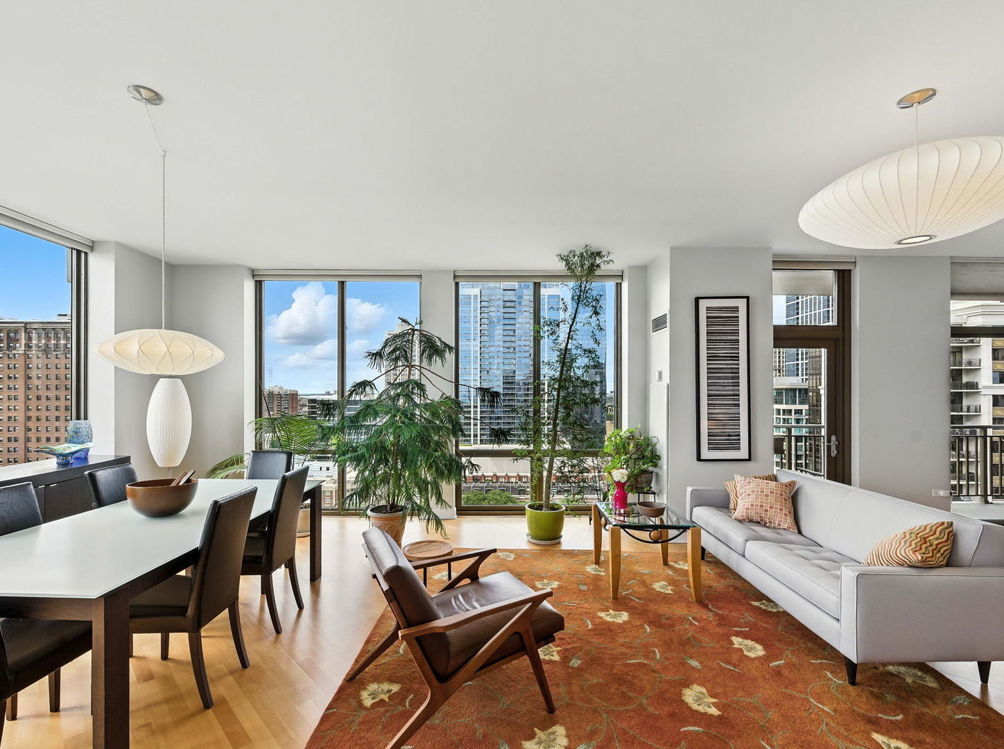 1335 S PRAIRIE Avenue 1706