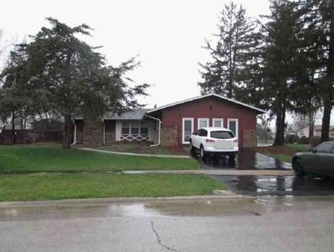 Tiny photo for 18900 Oakwood Court, Country Club Hills, IL 60478 (MLS # 12561348)