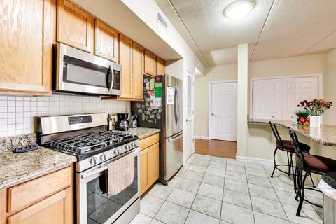 Tiny photo for 77 N Wolf Road #312, Northlake, IL 60164 (MLS # 12498680)