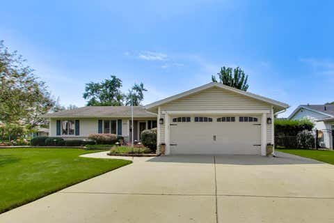 Tiny photo for 535 N Gateshead, Elk Grove Village, IL 60007 (MLS # 12741497)