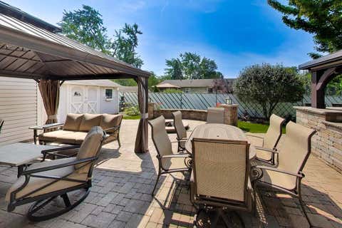 Tiny photo for 535 N Gateshead, Elk Grove Village, IL 60007 (MLS # 12741497)