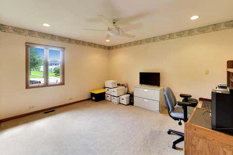 Tiny photo for 535 N Gateshead, Elk Grove Village, IL 60007 (MLS # 12741497)