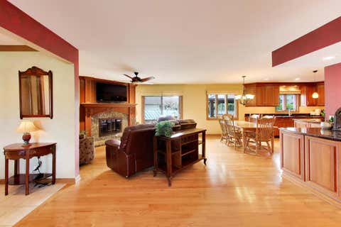 Tiny photo for 535 N Gateshead, Elk Grove Village, IL 60007 (MLS # 12741497)