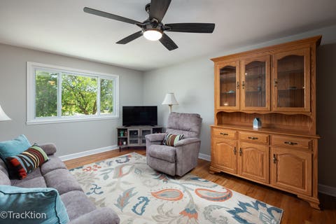 Tiny photo for 1701 Hartmann Drive, Schaumburg, IL 60193 (MLS # 12684463)
