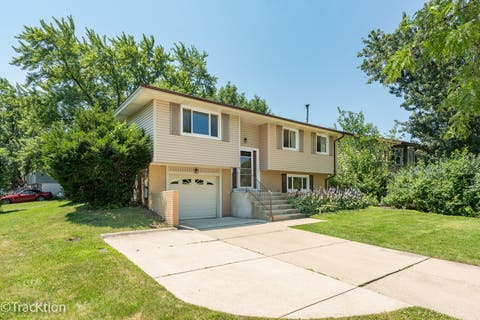 Tiny photo for 1701 Hartmann Drive, Schaumburg, IL 60193 (MLS # 12684463)