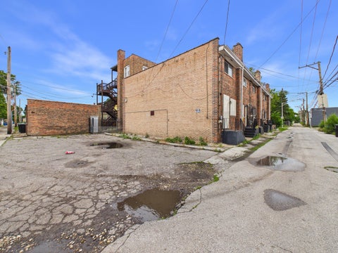 Tiny photo for 7915 S Saginaw Avenue #F, Chicago, IL 60617 (MLS # 12697570)