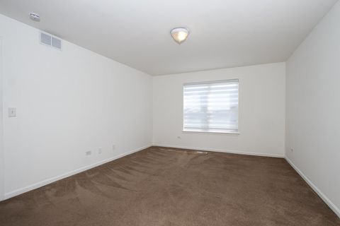 Tiny photo for 400 Woodview Circle #A, Elgin, IL 60120 (MLS # 12620650)