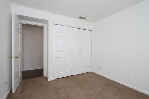 Tiny photo for 400 Woodview Circle #A, Elgin, IL 60120 (MLS # 12620650)