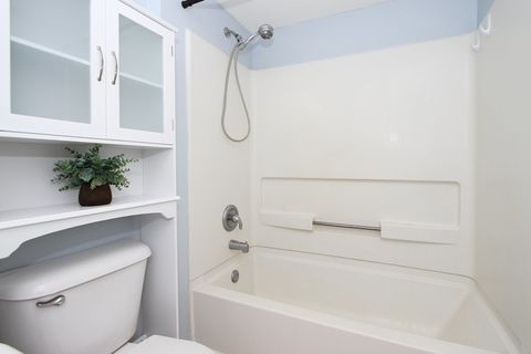 Tiny photo for 400 Woodview Circle #A, Elgin, IL 60120 (MLS # 12620650)