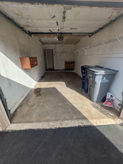 Tiny photo for 400 Woodview Circle #A, Elgin, IL 60120 (MLS # 12620650)