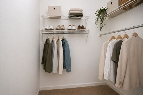 Tiny photo for 400 Woodview Circle #A, Elgin, IL 60120 (MLS # 12620650)