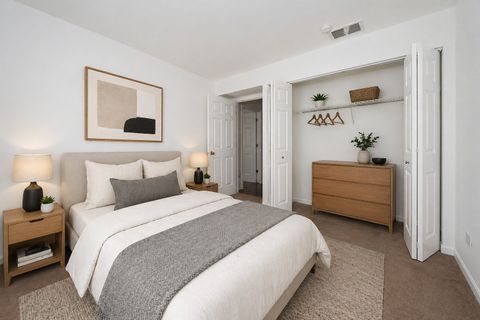 Tiny photo for 400 Woodview Circle #A, Elgin, IL 60120 (MLS # 12620650)